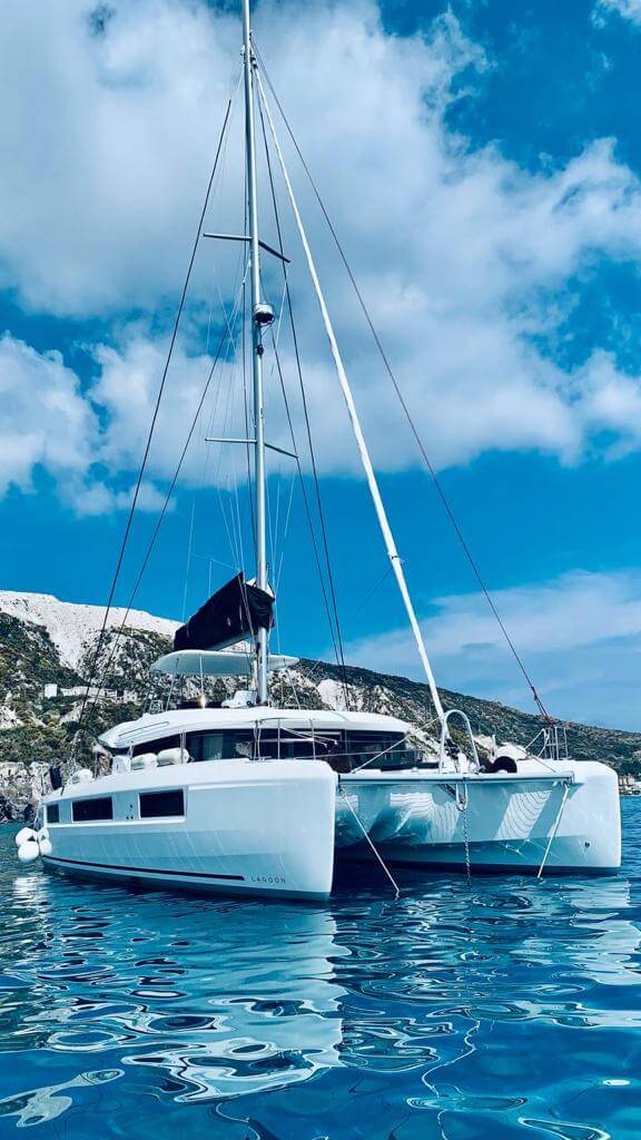 Cave Pietra Pomice Lipari navigazione in barca Mysailcruise