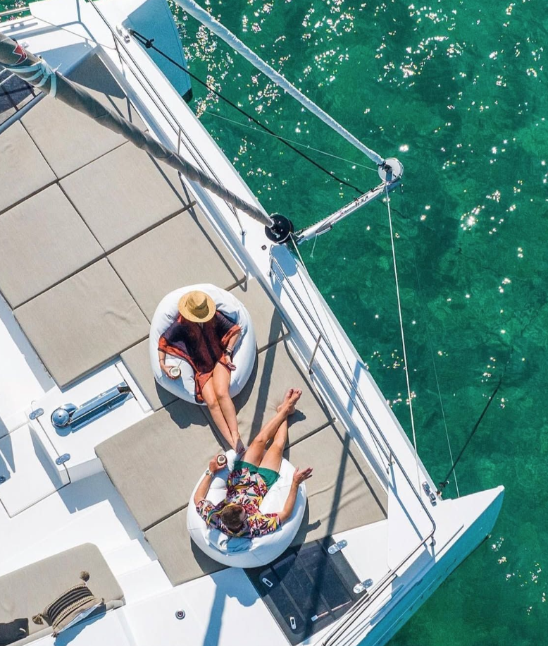 BALI catamaran deck and outdoor relaxation area – MySailCruise